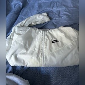 Men’s Small Nike Windbreaker